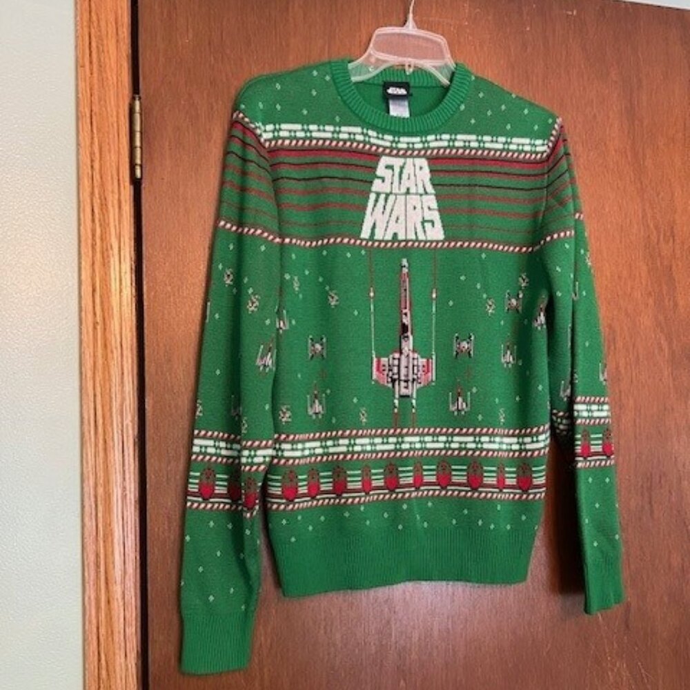 Star Wars Men's Green Sweater size medium